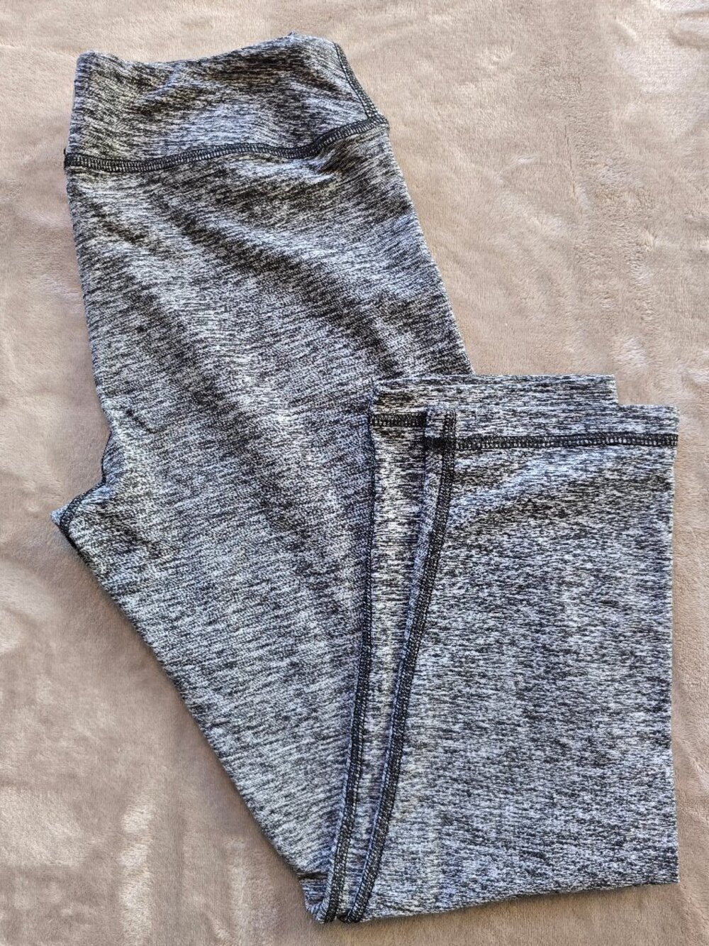 Triple Flip Grey Ladies Yoga Workout Cropped Pant Stretch Gym Athletic